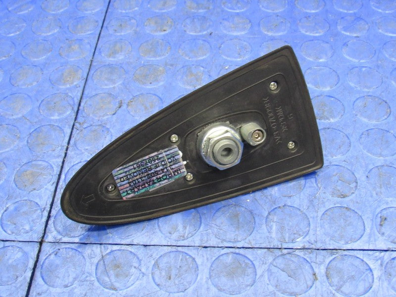 09-10 Hyundai Elantra Sedan Roof Mounted Shark Fin Radio Antenna Gray 