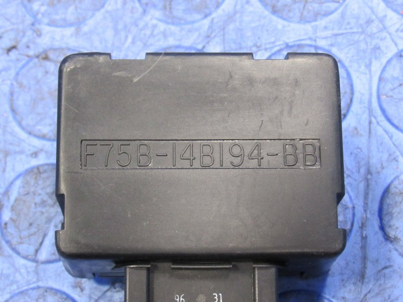 97 Ford F150 F250 4x4 4WD ESOF Transfer Case Relay Module F75B-14B194-