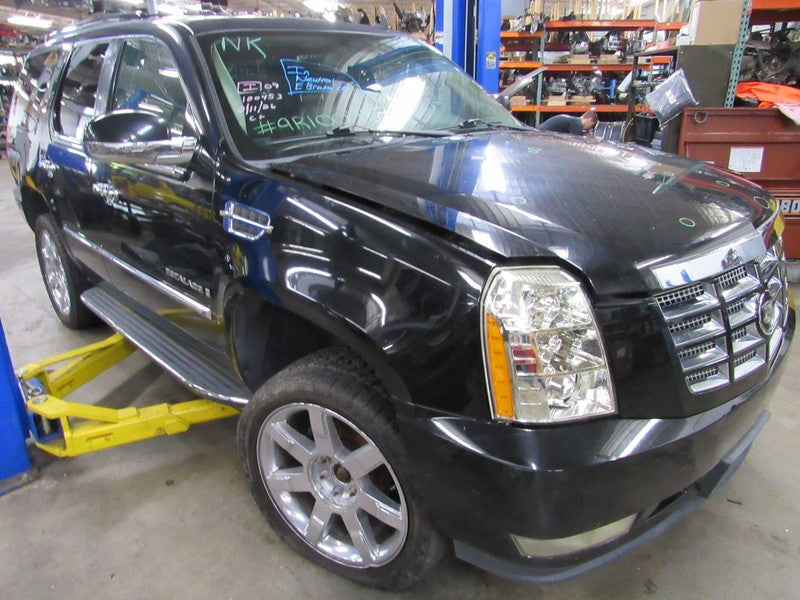 07-09 Escalade Right RH Passenger Side Rear Door Trim Panel Black
