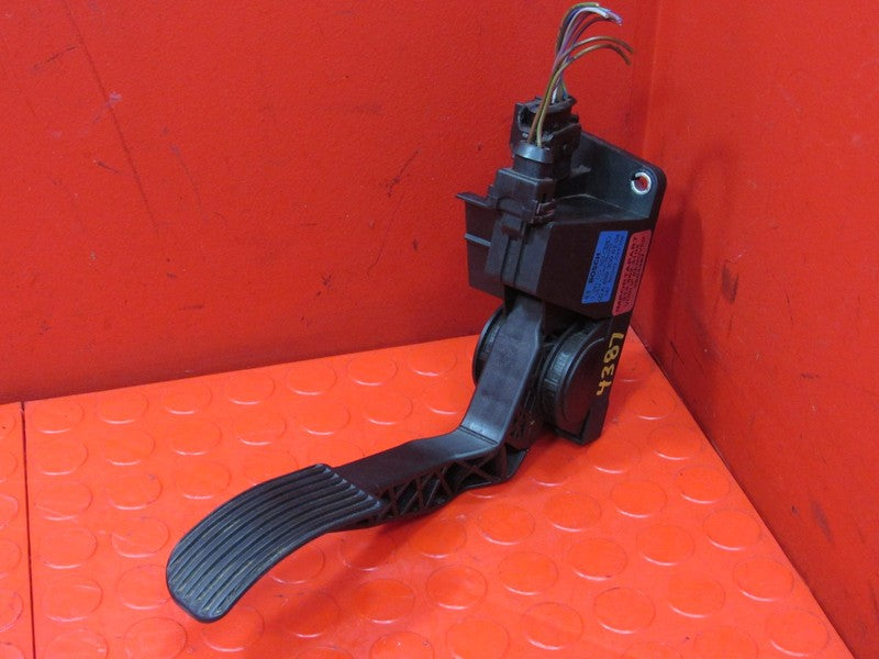 04-06 Sprinter 2500 3500 Accelerator Gas Pedal Throttle Position Senso