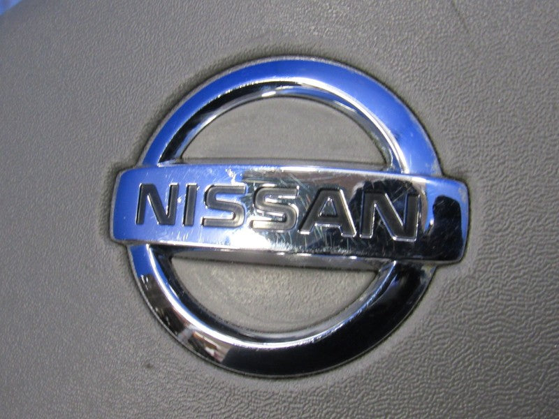 04-07 Nissan Titan Armada Driver Steering Wheel Mounted Airbag Air Bag