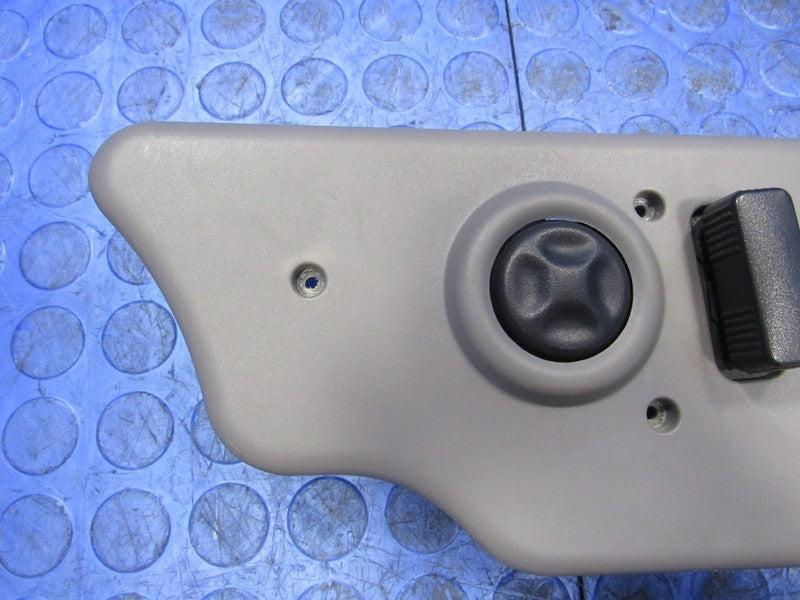 03-06 Silverado Yukon Escalade Right Passenger Power Seat Control Swit