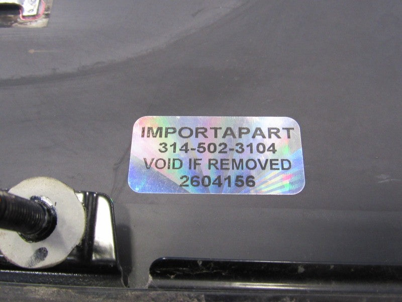 04-10 Toyota Sienna RH Right Passenger Side Rear Power Quarter Window 