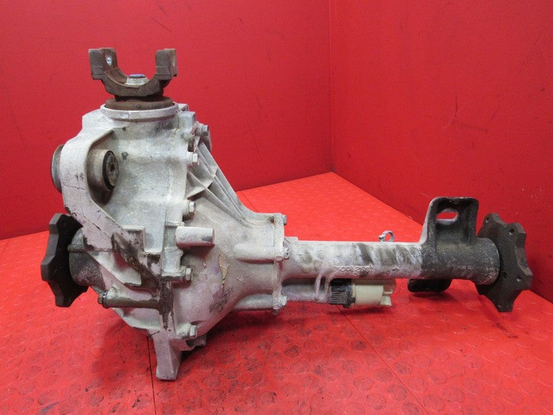 99-06 Silverado Sierra 1500 Front Axle Differential Carrier 3.73 GT4 2