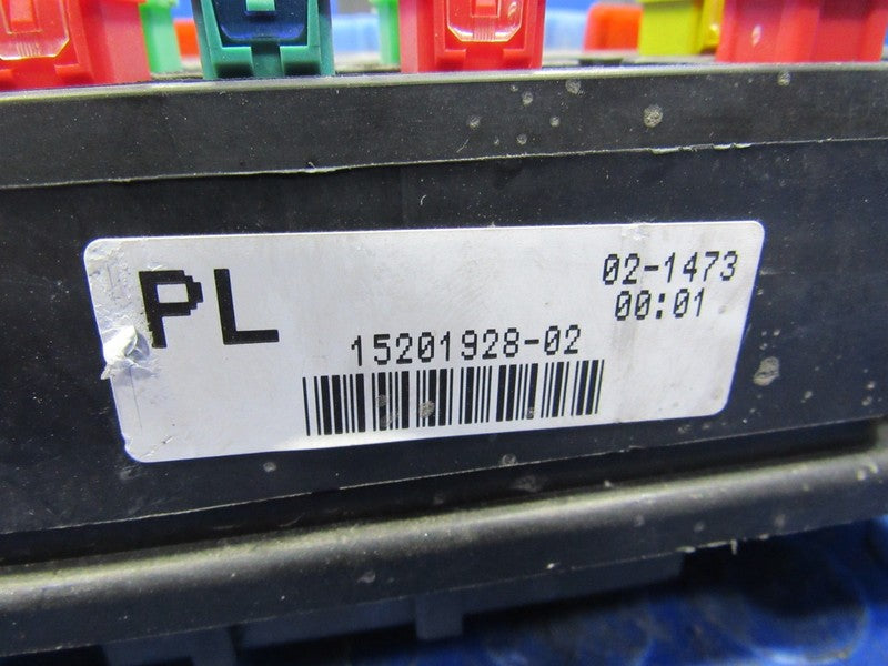 03-05 Silverado Sierra Tahoe Engine Fuse Panel Relay Box Block 1520192