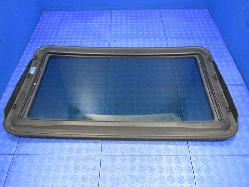 06-11 BMW 323i 328i 335i E90 Sedan Sunroof Moonroof Sun Roof Glass Pan