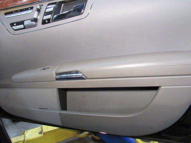 07-13 S-Class S550 S600 Right RH Passenger Front Door Panel Gray Leath