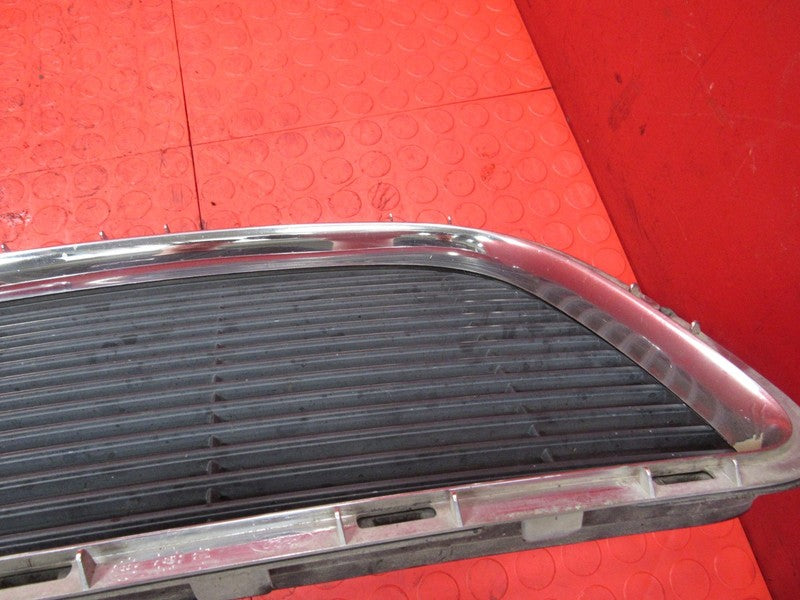 00-03 Ford F150 STX Sport Front Upper Radiator Grille Assembly W/ Embl