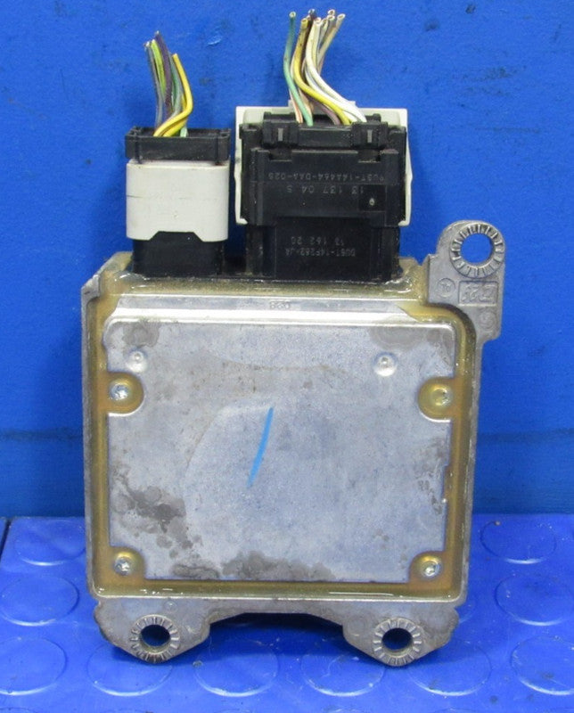11-14 Ford E150 E250 E350 Van SRS Restraints Control Module BC24-14B32