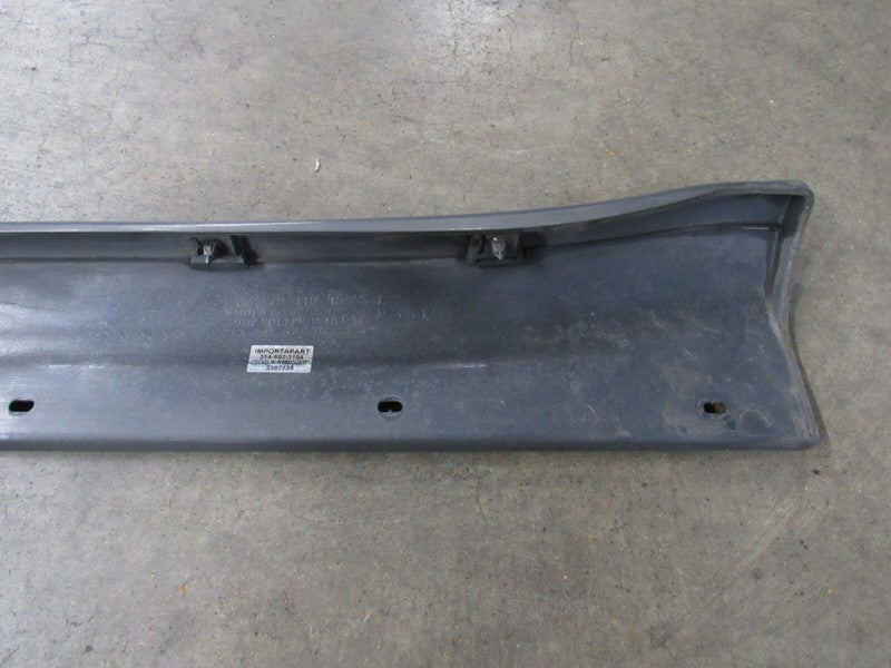 96-97 Lexus LX450 Right RH Passenger Side Skirt Moulding Rocker Cover 