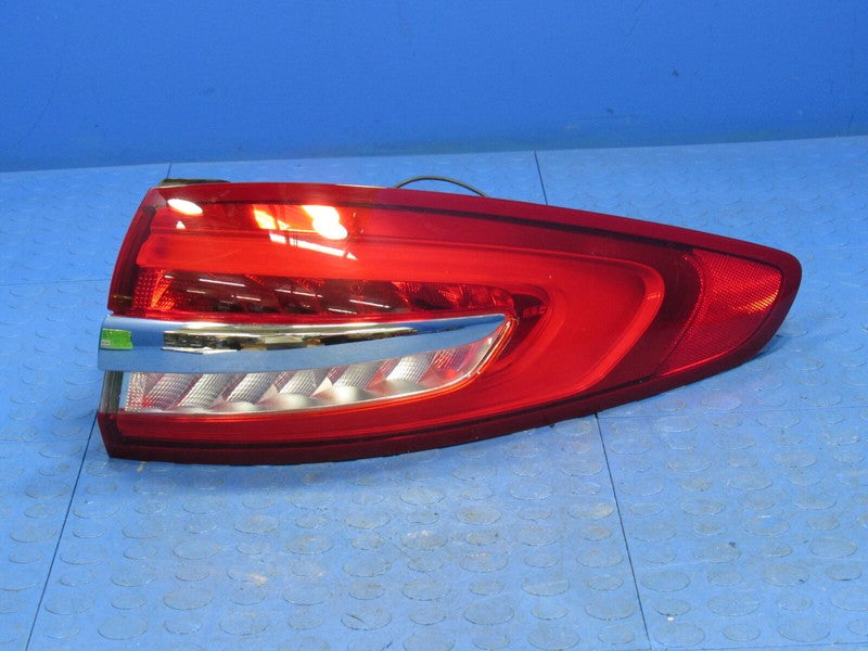 17-20 Ford Fusion Right RH Passenger Outer LED Taillight Tail Light La
