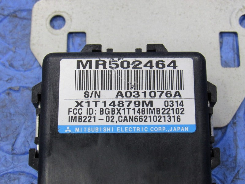 01 Mitsubishi Montero Limited ECU ECM PCM Engine Computer Key Set MR50