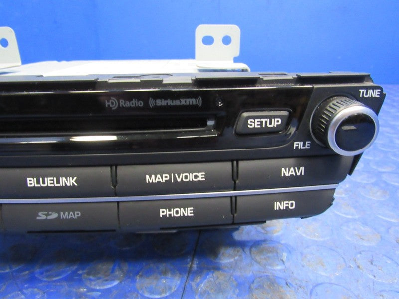 17 Hyundai Genesis Radio Stereo Receiver CD Changer Unit 96560-B1ED04X