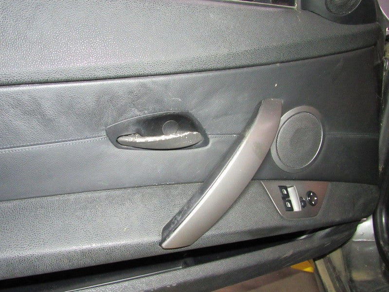 03-08 BMW Z4 Left LH Driver Side Front Door Trim Panel W/O Window Swit