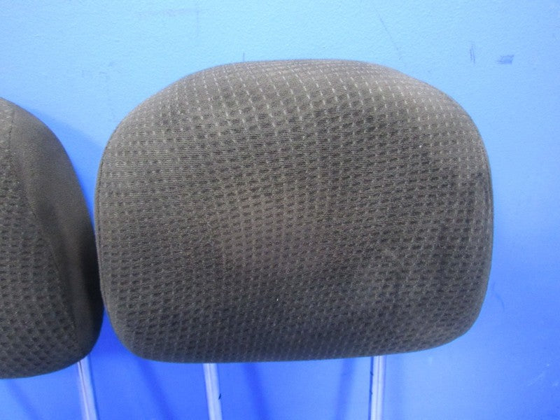 11-16 Town and Country Caravan Front Seat Active Headrests Head Rest B