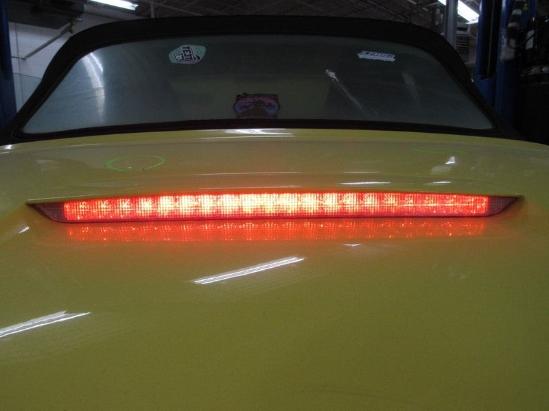 99-02 BMW Z3 Roadster Third Brake Light Center Stop Lamp Dakar Yellow 