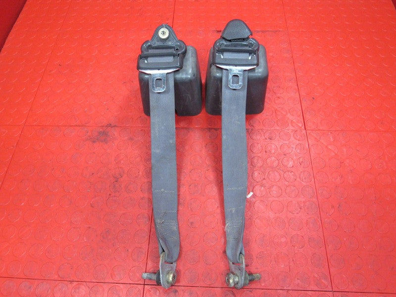 97-02 Jeep Wrangler TJ Rear Outer Seat Belts Retractors Buckles OEM Gr