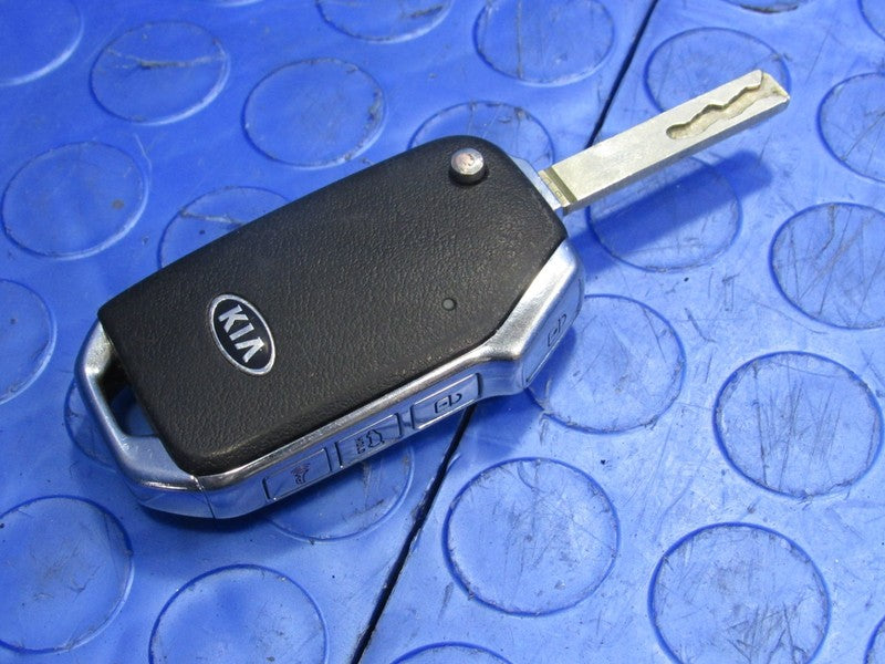 20-22 Kia Soul Ignition Lock Cylinder Switch With Key Immobilizer OEM 