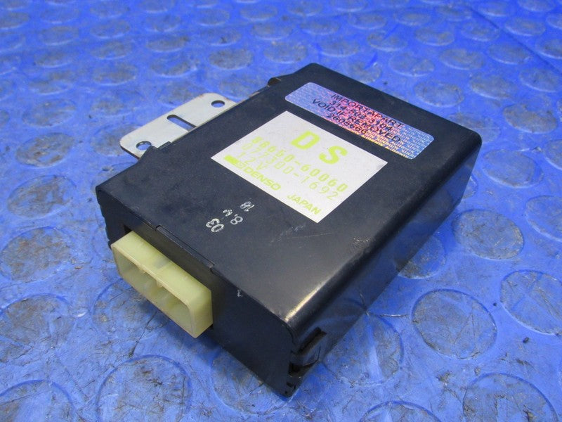 92-97 Toyota Land Cruiser FJ80 Cooler Stabilizer Amplifier 88650-60060