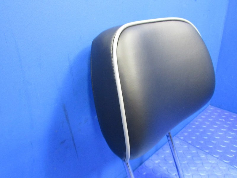 11-13 Jeep Grand Cherokee WK2 Front Active Headrest Leather Black 6763