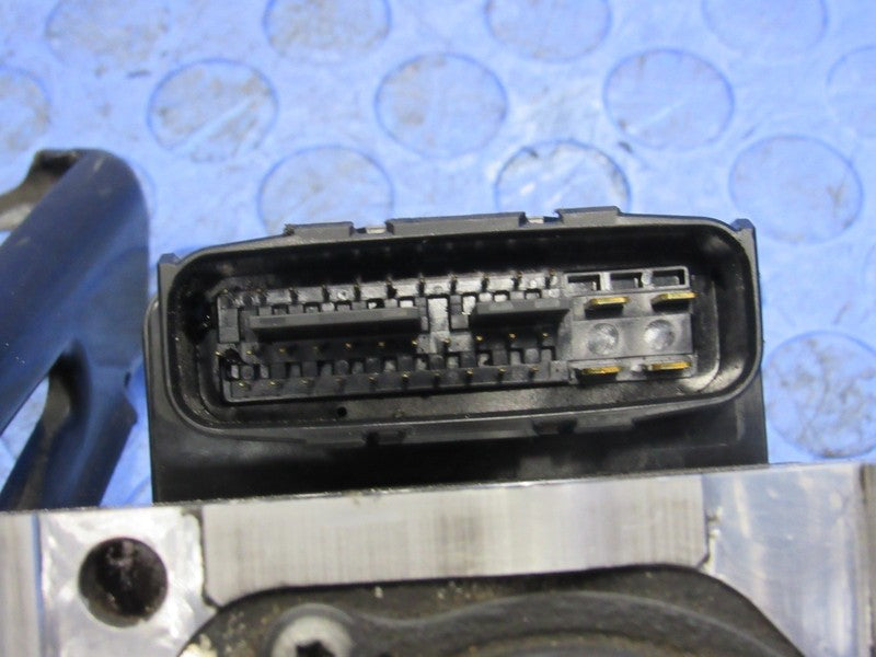 15 Honda Accord LX 2.4L Sedan ABS Anti-Lock Brake Pump Module 57110-T2