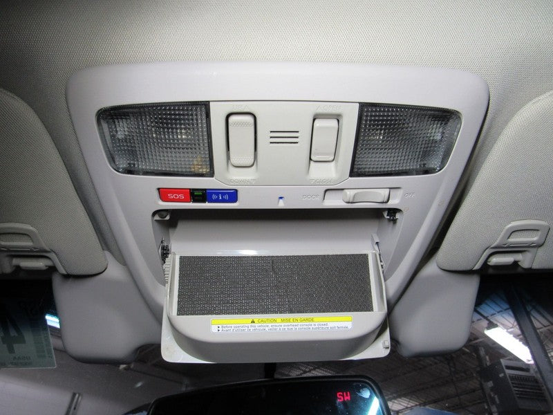 15-17 Legacy Outback Roof Mounted Overhead Console W Sunroof