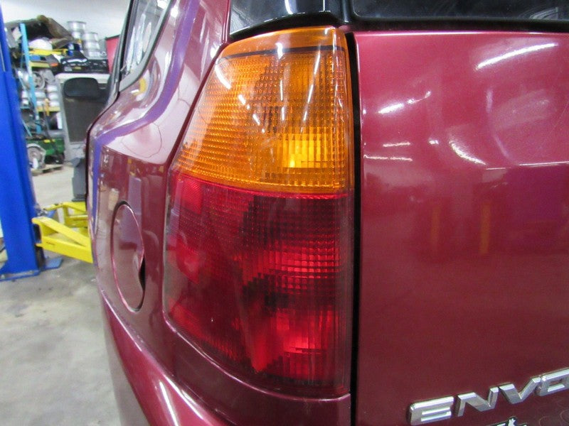 02-09 GMC Envoy Left LH Driver Side Taillight Tail Light Lamp