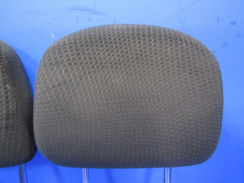 11-16 Town and Country Caravan Front Seat Active Headrests Head Rest B
