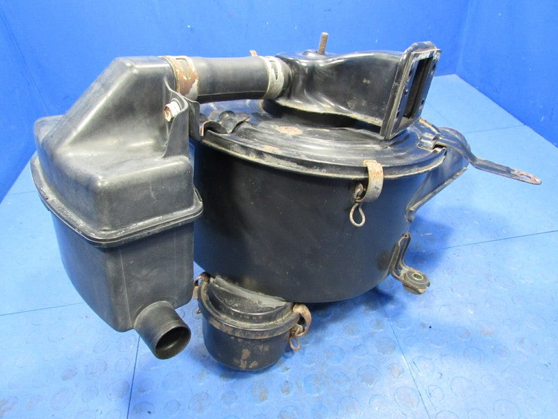 93-95 Toyota Land Cruiser FZJ80 4.5L 1FZ-FE Air Box Cleaner 17700-6608