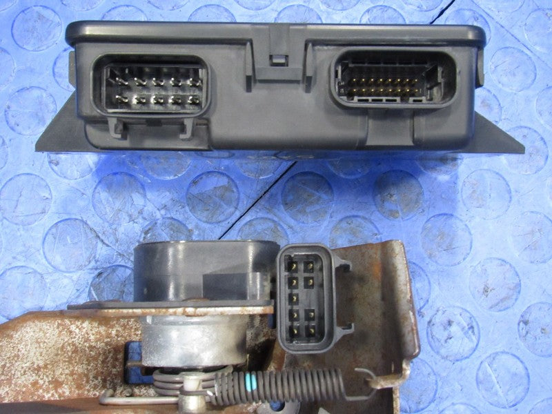 02 GM 4.8L 5.3L 6.0L Drive By Wire Throttle Pedal TAC Module DBW 0411 
