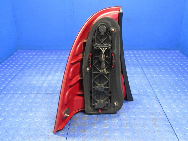 02-04 Mercedes C240 C320 Wagon Right RH Passenger Taillight Tail Light