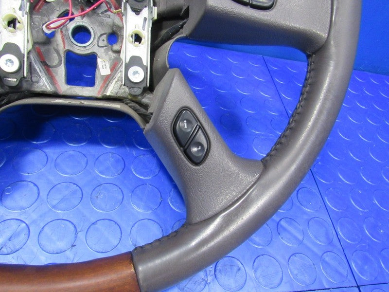 03-06 Escalade Yukon Denali Leather Wrapped Wood Grain Steering Wheel 