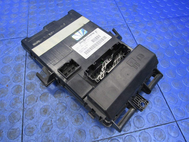 05-06 Ford Mustang BCM SJB Smart Junction Fuse Relay Box 4R3T-15604-FL