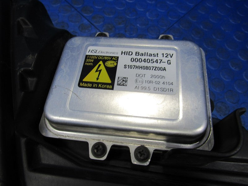 12-14 Genesis Sedan 3.8L Right Passenger HID Xenon Headlight Head Ligh