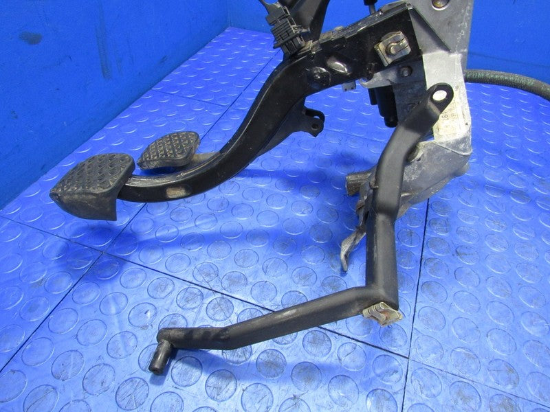 95-03 BMW E39 528i 540i 5-Speed MT Manual Brake Clutch Pedal Assembly 