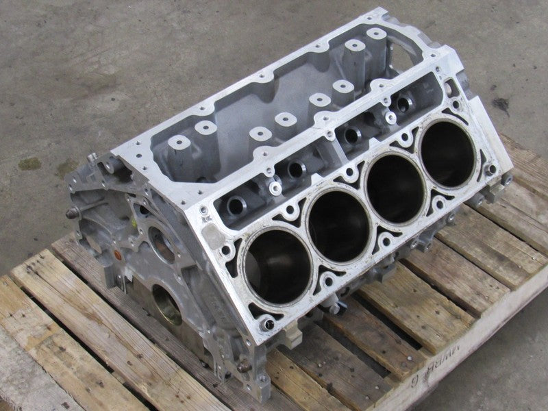 07-13 Silverado 5.3L LC9 LH6 LH8 LH9 Aluminum Bare Engine Block Gen IV
