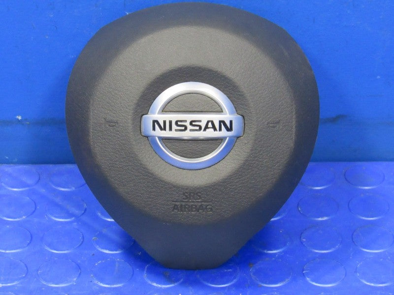 2O-22 Nissan Versa Driver Steering Wheel Mounted Airbag Air Bag Black 