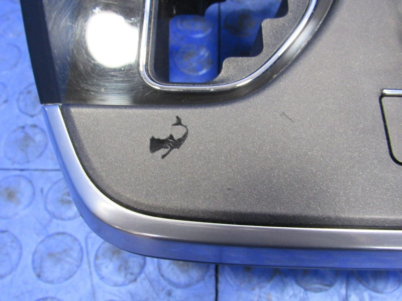 15-20 Toyota Sienna Shifter 7" Radio Dual Climate Control Bezel Vent T