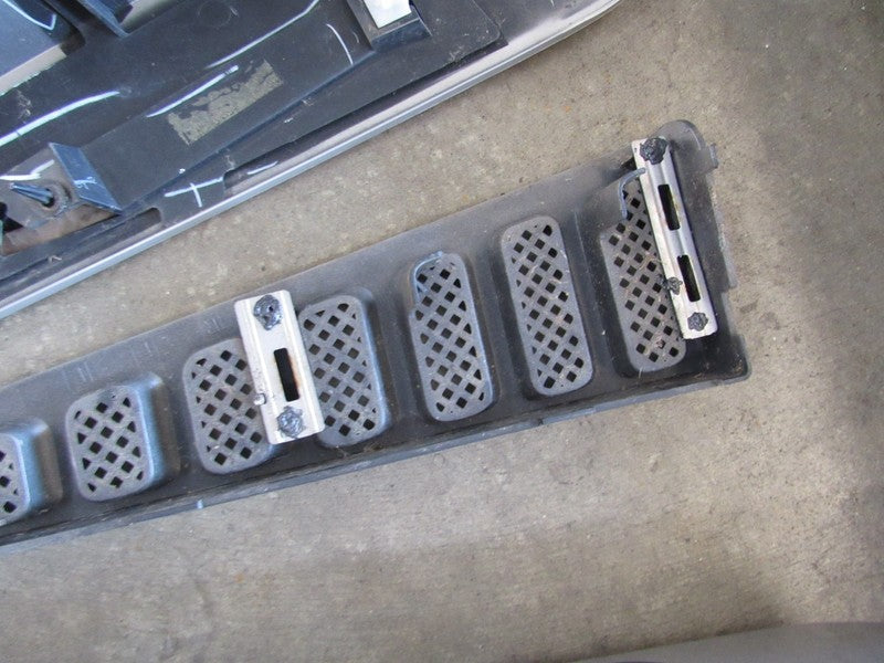02-13 Escalade EXT Avalanche Smooth Bed Cladding Trim Panel Conversion