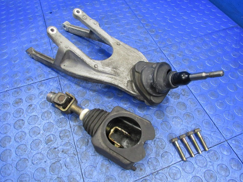 03-04 Nissan 350Z Z33 Infiniti G35 Manual Transmission Shifter W/ Brac