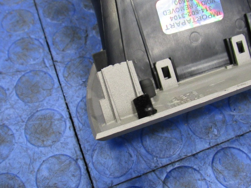 03-06 Lincoln LS Upper Center A/C Dash Air Vents Vent Bezel Trim Silve
