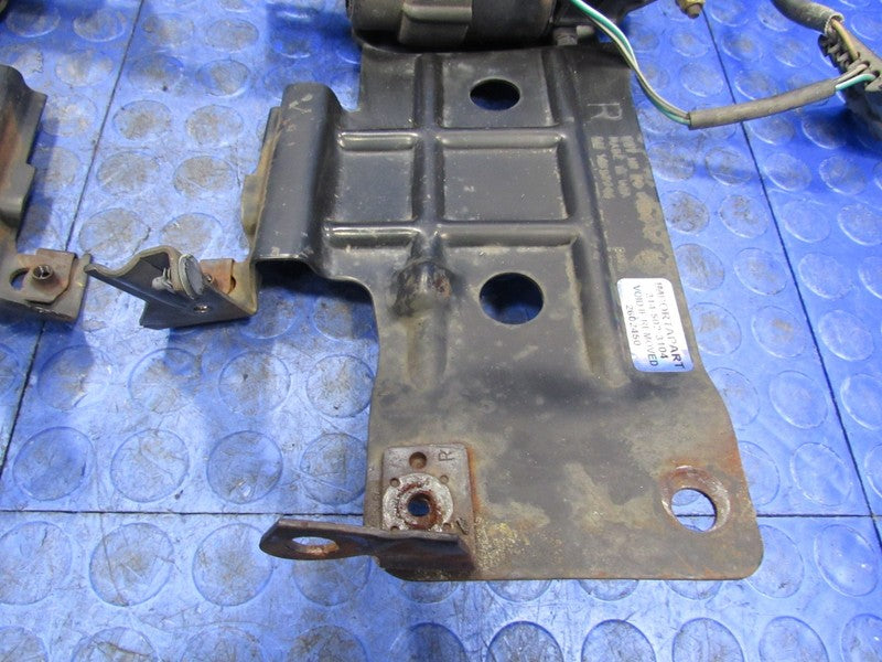 98-02 Pontiac Trans Am Firebird Front Left Right Headlight Bracket Mot