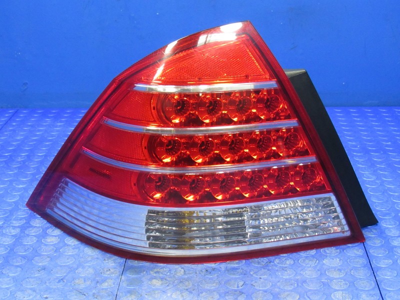 05-07 Mercury Montego Left Driver Side LED Taillight Tail Light Lamp 5