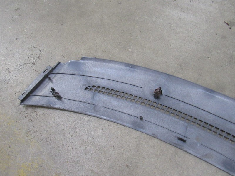 02-05 Thunderbird Upper Dash Trim Panel Pad Defrost Vents XW43-54046B6