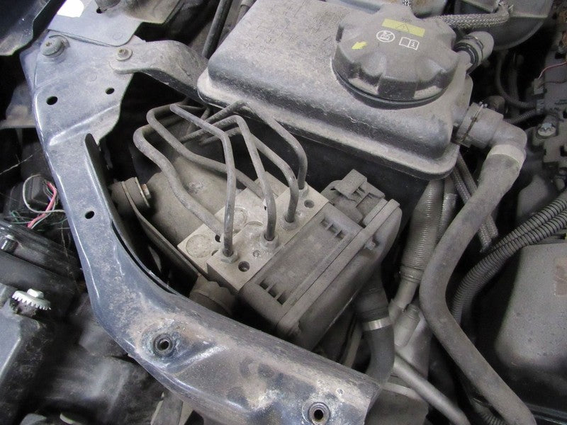 08-10 BMW E60 528 535 ABS Anti Lock Brake Pump P/N 6 783 366