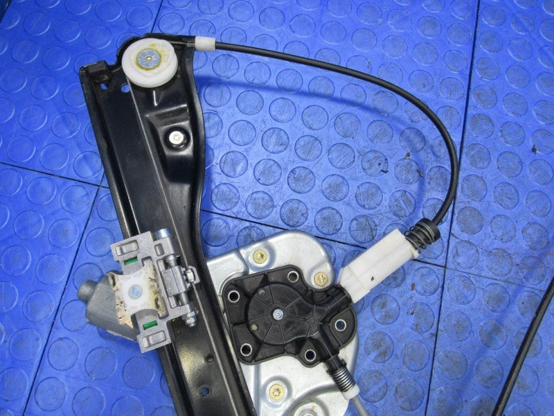 03-08 BMW Z4 E85 Right Passenger RH Power Window Motor Regulator OEM 5