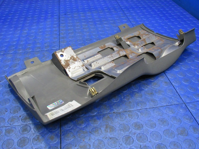 07-09 Silverado Sierra Driver Interior Dash Knee Panel w/Trailer Brake