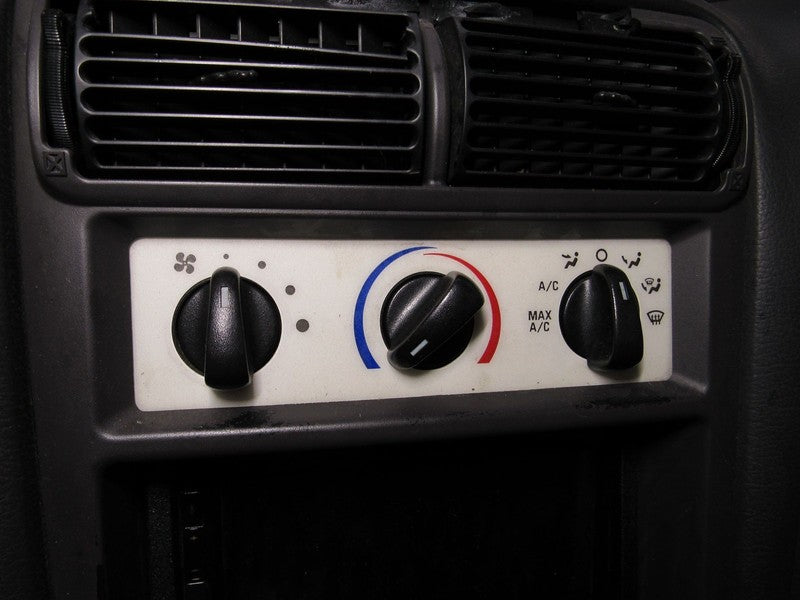 01-04 Ford Mustang AC Heater Climate Control Panel