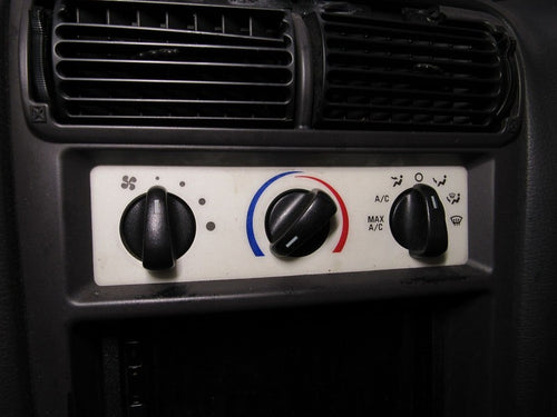 01-04 Ford Mustang AC Heater Climate Control Panel