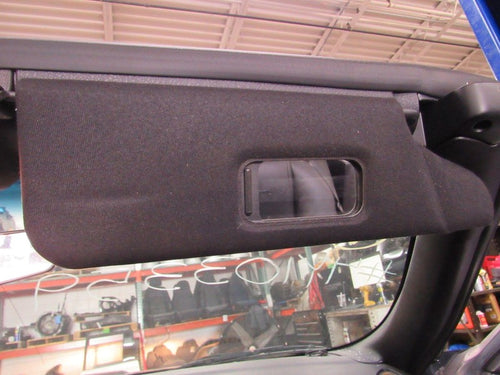 03-05 Ford Thunderbird Right RH Passenger Side Sun Visor Sunvisor Blac